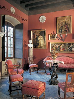 La Sala Rossa della Casa del Podest&agrave; - Fondazione Ugo Da Como